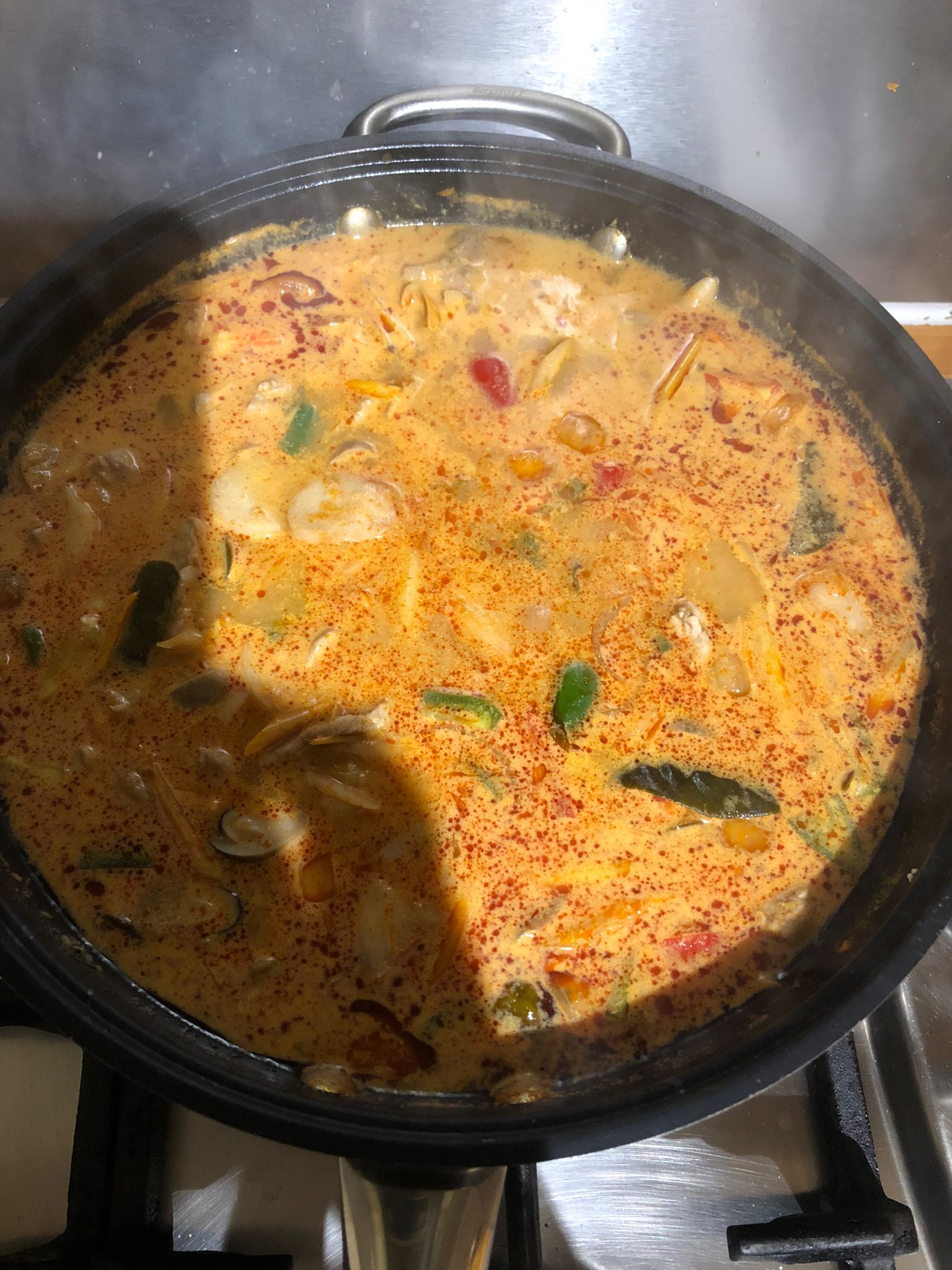 冬蔭功湯非常惹味。